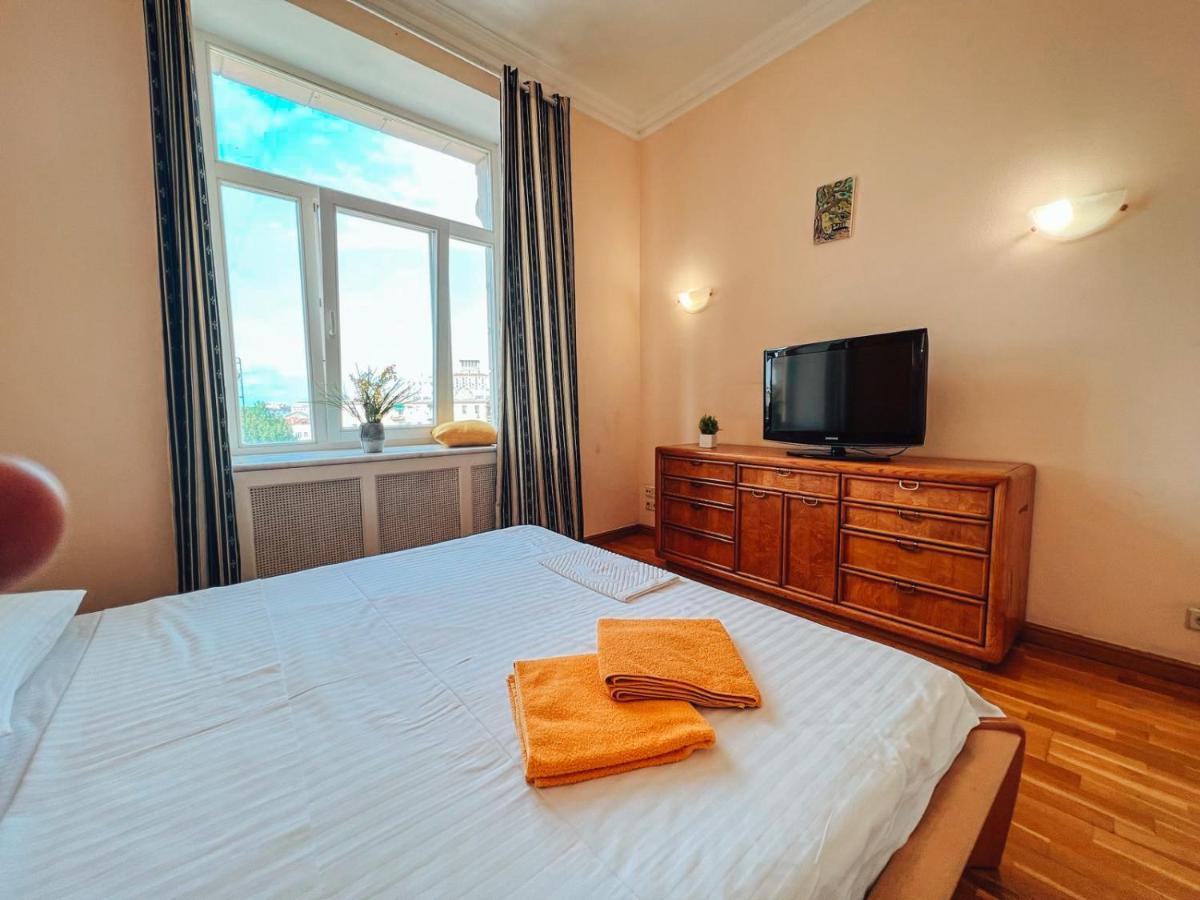 Apartments Rentals Ukraine on Kreshchatik Kiew Exterior foto